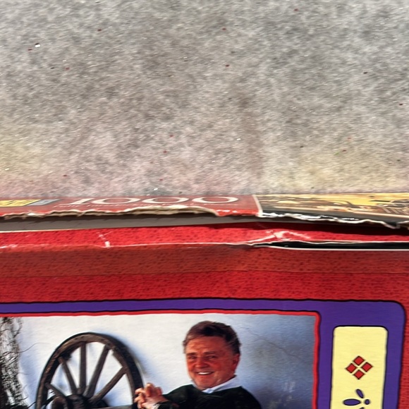 🔴2/$20🔴Charles Wysocki Fairhaven In The Fall Jigsaw Puzzle 1000 Pcs 1999 MB - Picture 4 of 5